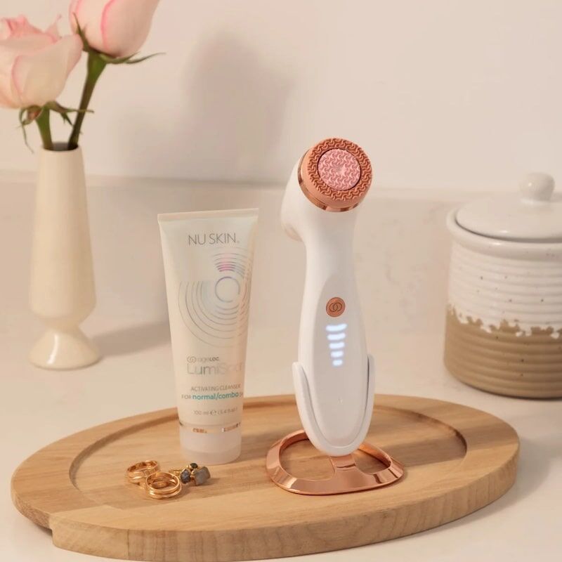 LumiSpa mit Cleanser für normale Haut